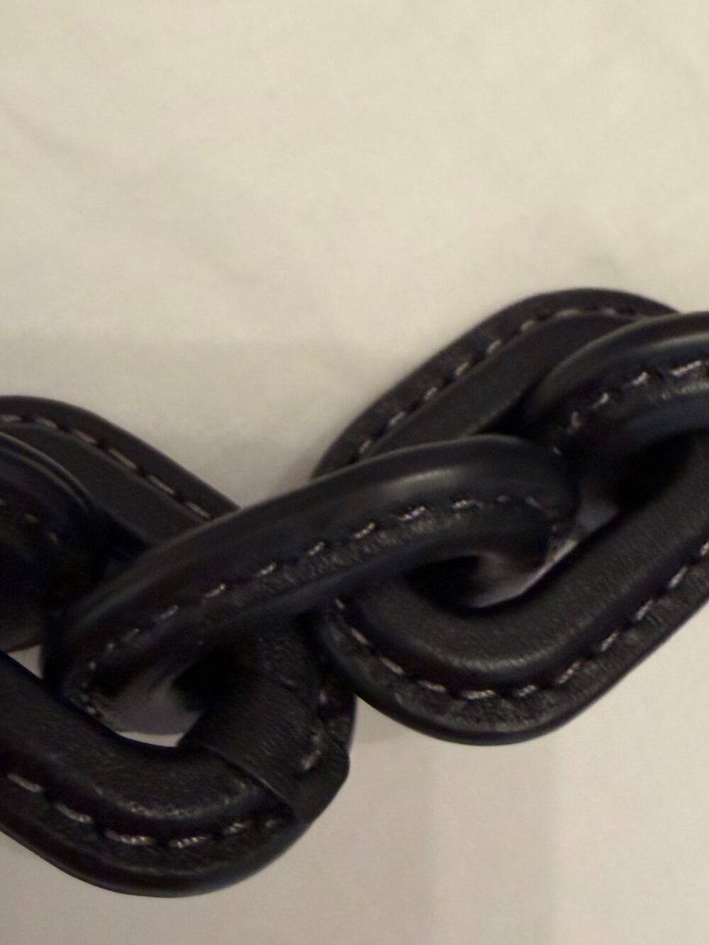 NWT COACH LONG BLACK LEATHER COVERED LINK CHAIN STRAP - Picture 7 of 13